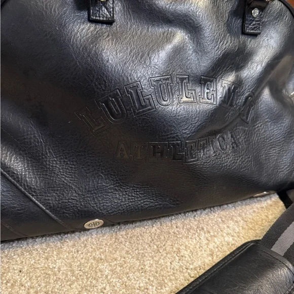 Vintage lululemon Black Duffel Bag Smooth Leather - Picture 15 of 16